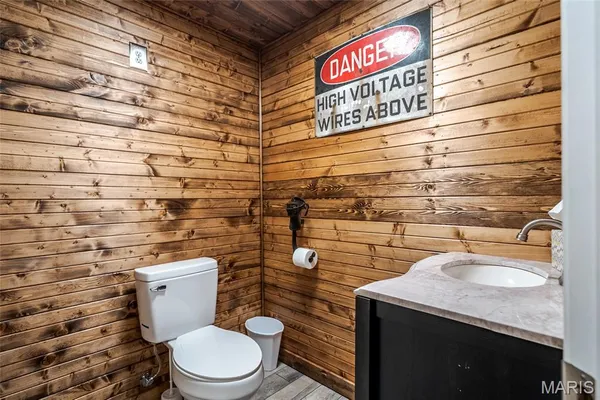 $1,300,000 | 130 Valley Oaks Lane, Union, MO 63084