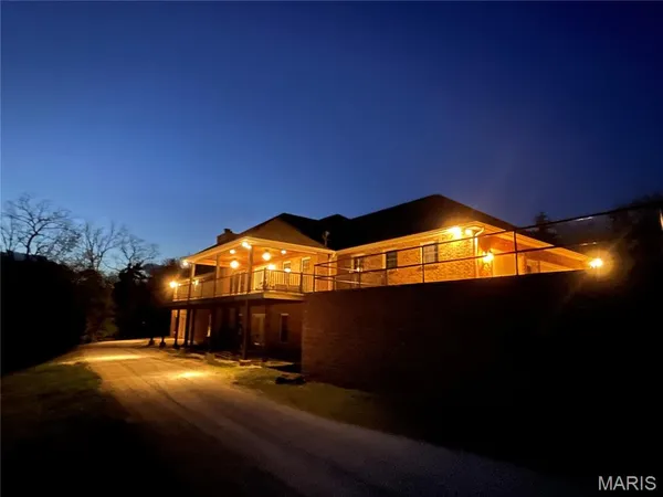$1,300,000 | 130 Valley Oaks Lane, Union, MO 63084