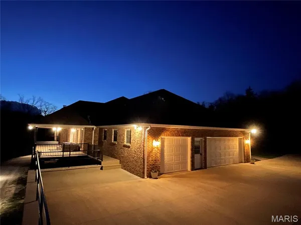 $1,300,000 | 130 Valley Oaks Lane, Union, MO 63084