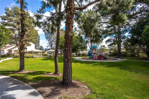 $930,000 | 22 Rosewood, Aliso Viejo, CA 92656