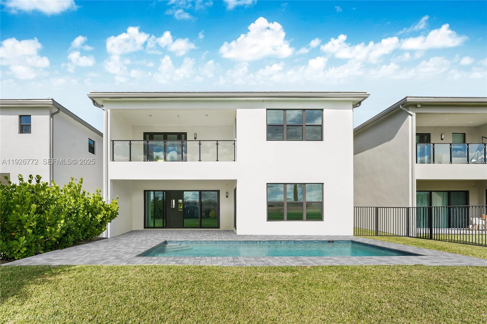 8095 Crystal Downs Avenue Boca Raton, FL 33434 - Photo 4 of 26