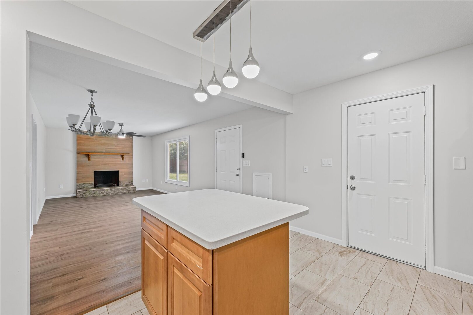 1403 Dawn Road Urbana, IL 61802 - Photo 11 of 34 Gallery Image 11