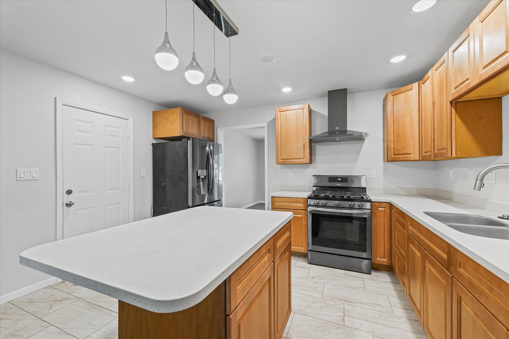 1403 Dawn Road Urbana, IL 61802 - Photo 10 of 34 Gallery Image 10
