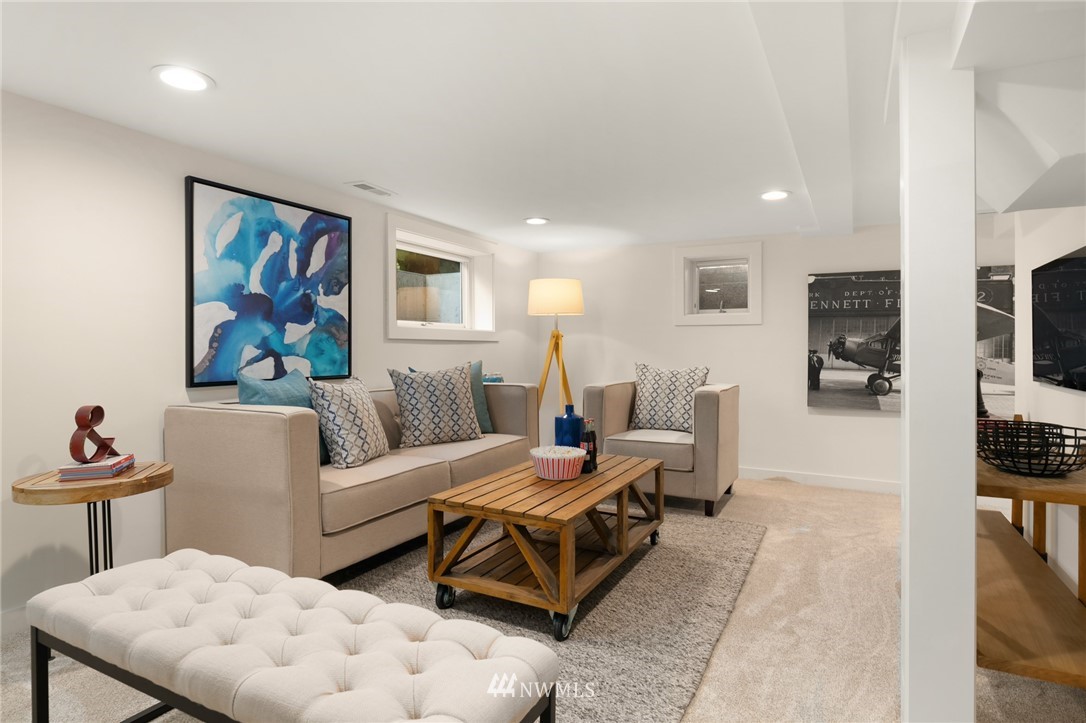 1722 North 46th Street Seattle, WA 98103 - Photo 26 of 38 Gallery Image 26