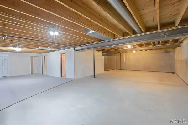 $324,000 | 4 Arlington Oaks Drive, Cedar Hill, MO 63016