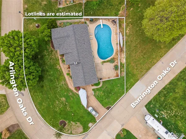 $324,000 | 4 Arlington Oaks Drive, Cedar Hill, MO 63016