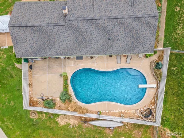 $324,000 | 4 Arlington Oaks Drive, Cedar Hill, MO 63016