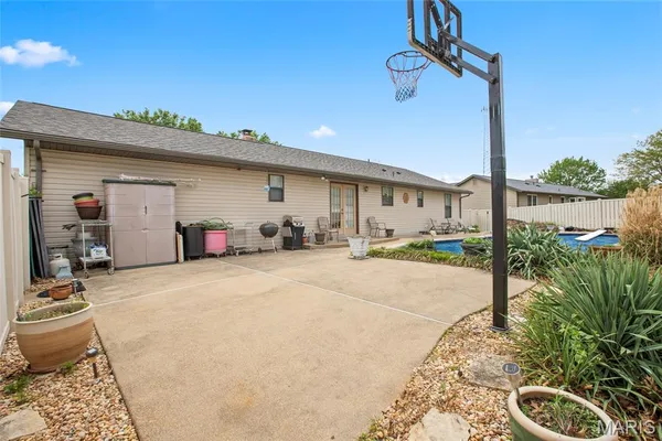 $324,000 | 4 Arlington Oaks Drive, Cedar Hill, MO 63016