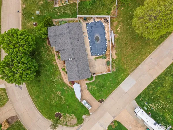 $324,000 | 4 Arlington Oaks Drive, Cedar Hill, MO 63016