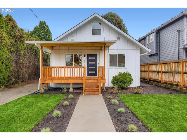 $449,900 | 4734 Northeast 100th Avenue, Portland, OR 97220