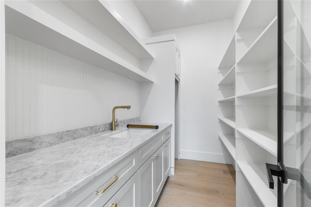 2004 Rana Drive Cresson, TX 76035 - Photo 14 of 40