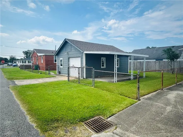 $1,475 | 627 Keller Avenue, Westwego, LA 70094