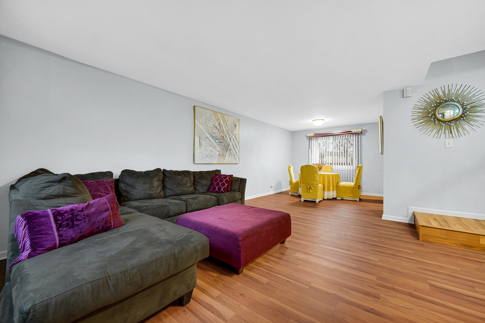 40 Huntingwood Road Matteson, IL 60443 - Photo 4 of 27 a living room with furniture and a wooden floor