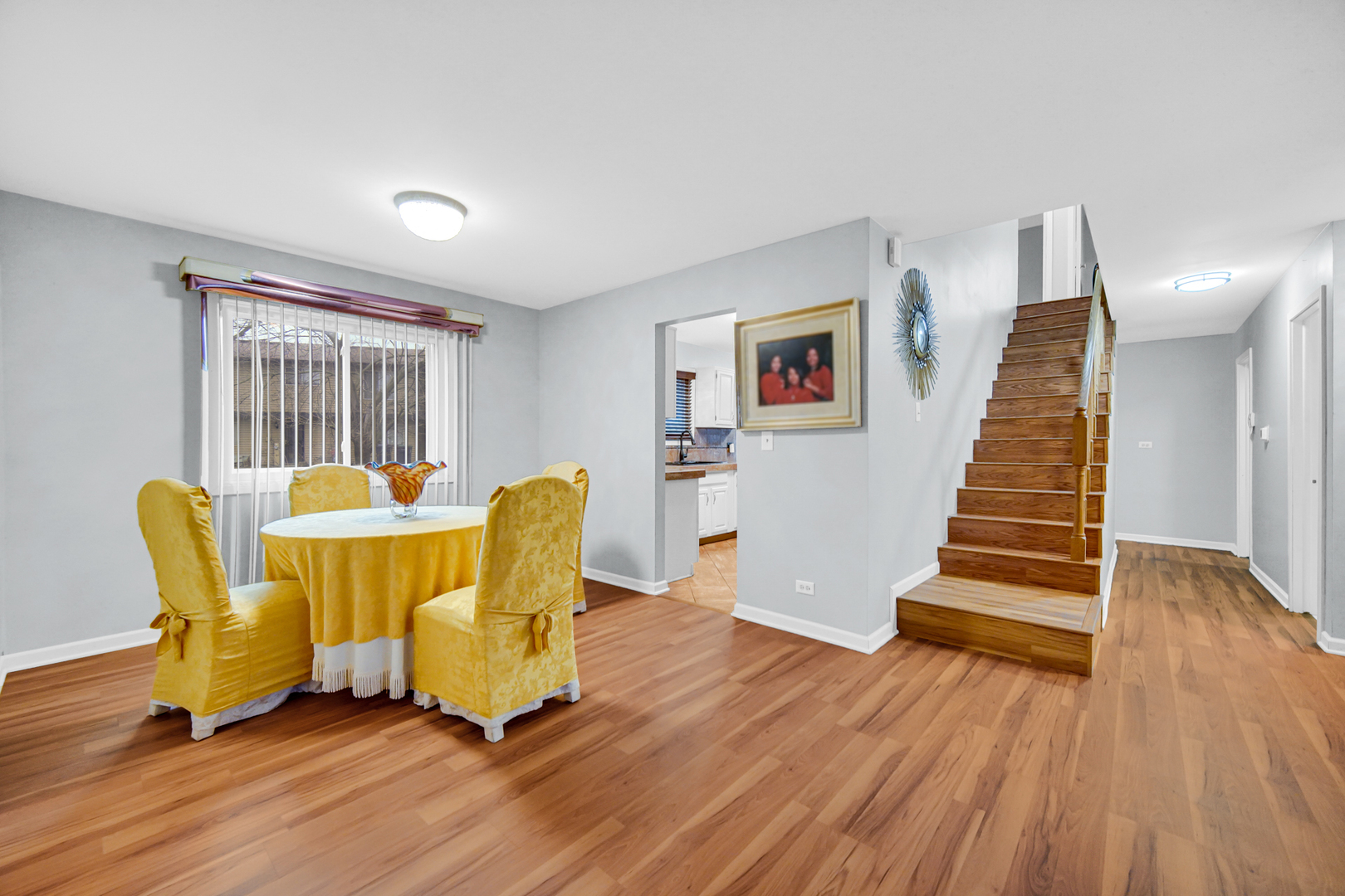 40 Huntingwood Road Matteson, IL 60443 - Photo 9 of 27 a living room with furniture and a wooden floor