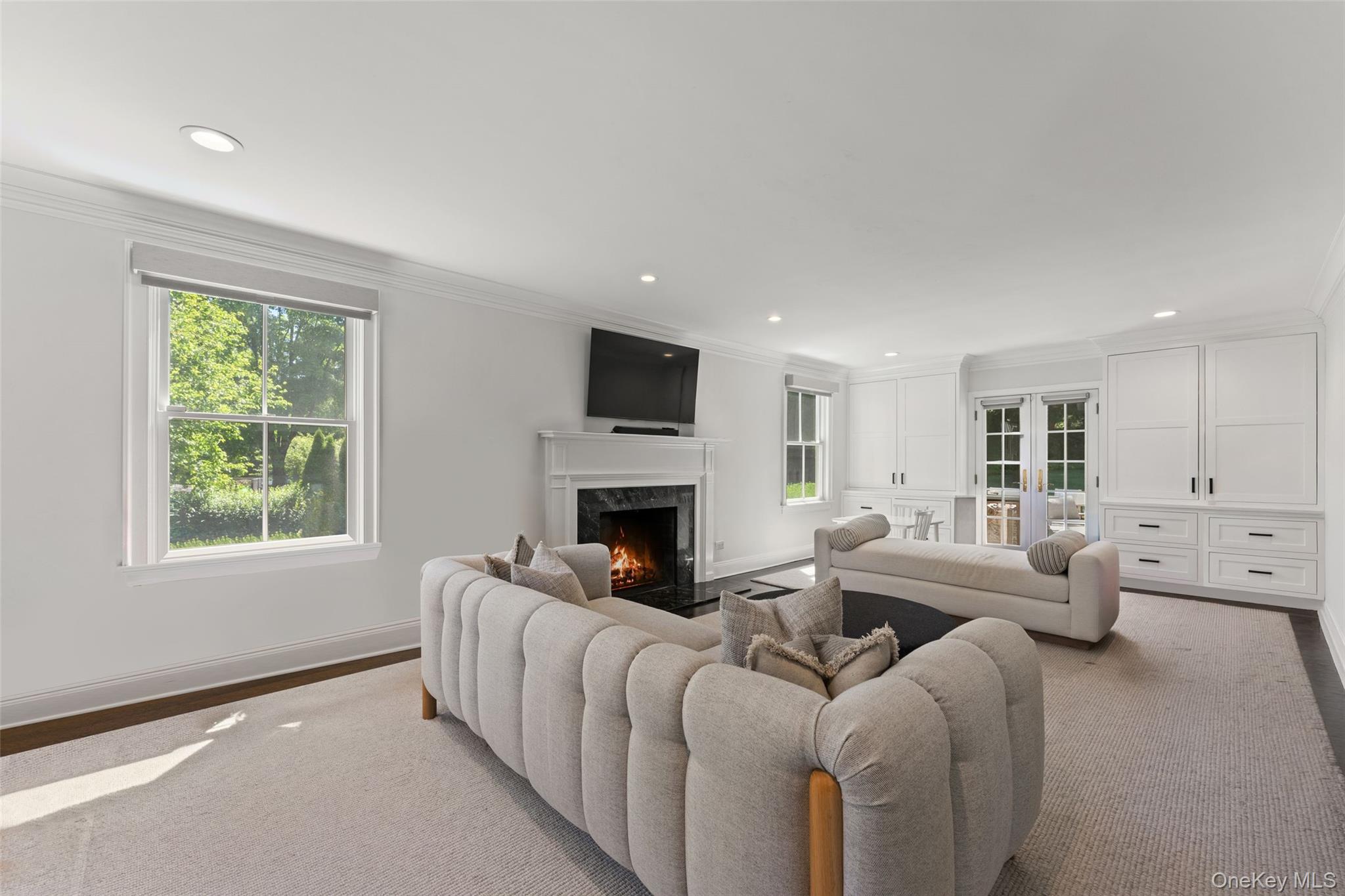 57 Tisdale Road Scarsdale, NY 10583 - Photo 12 of 29 Living Room