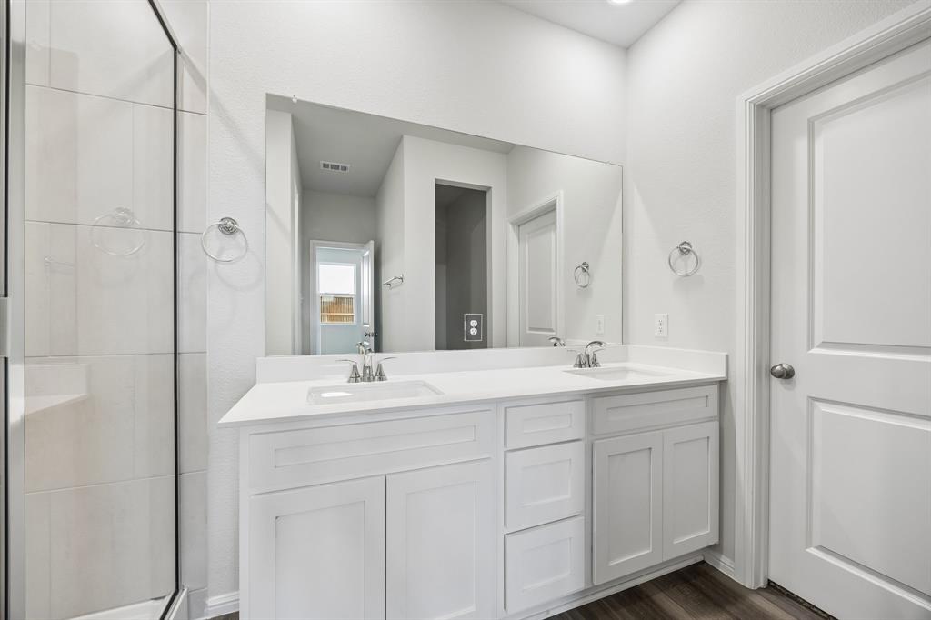 417 Magellan Road Seagoville, TX 75159 - Photo 11 of 37