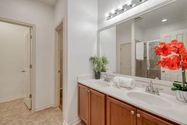 $315,000 | 229 Wells Bend, Hutto, TX 78634