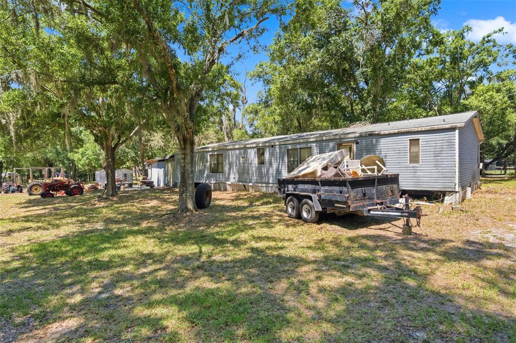 17214 Chinaberry Road Lutz, FL 33558 - Photo 10 of 17