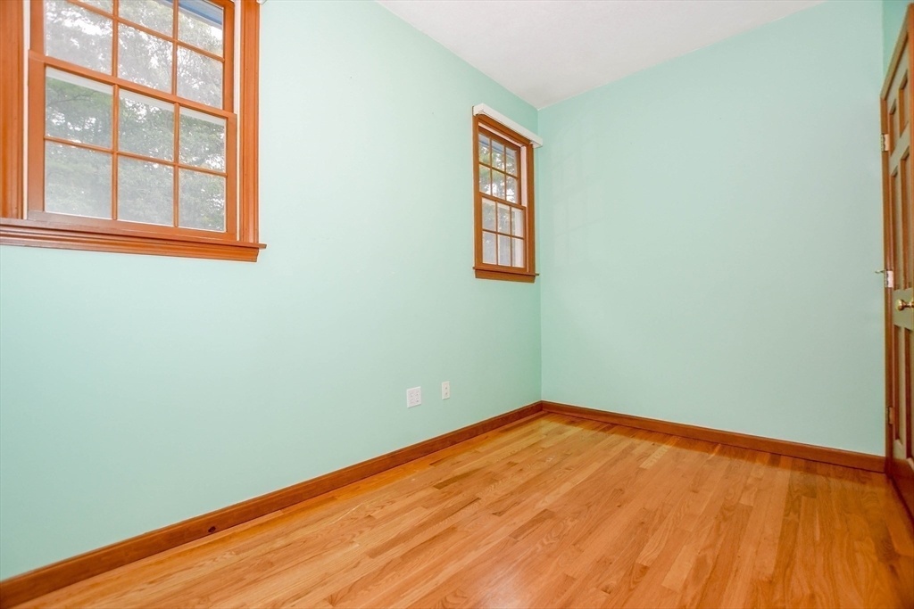 7 Upland Way Marion, MA 02738 - Photo 38 of 42 an empty room with a window
