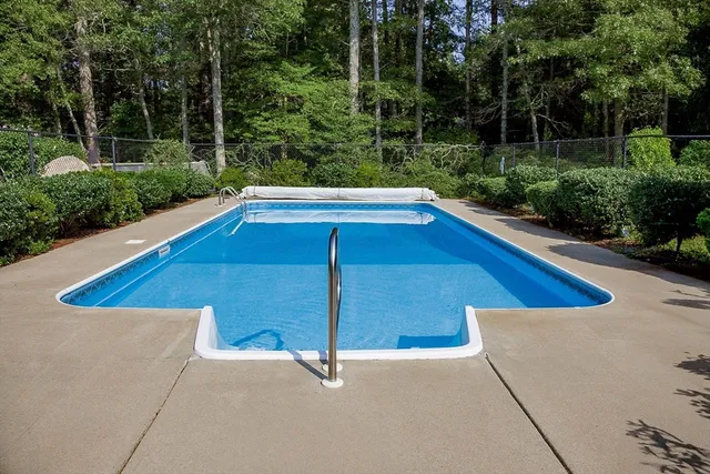 a view of under a small yard