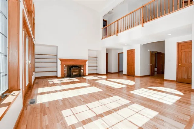 a view of a entryway of the house