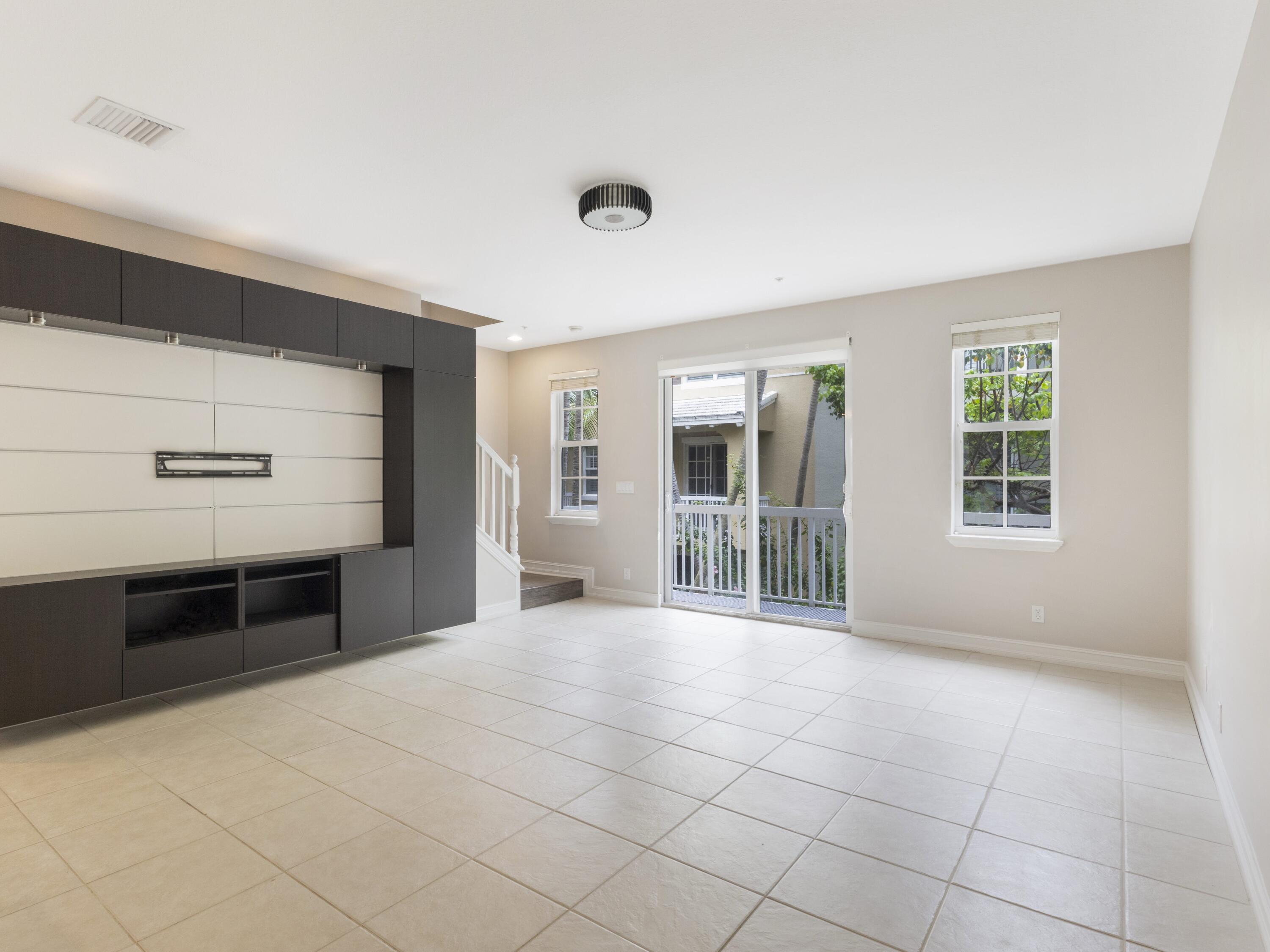 110 West Coda Circle, Unit 110 Delray Beach, FL 33444 - Photo 16 of 42 a view of an empty room with a window