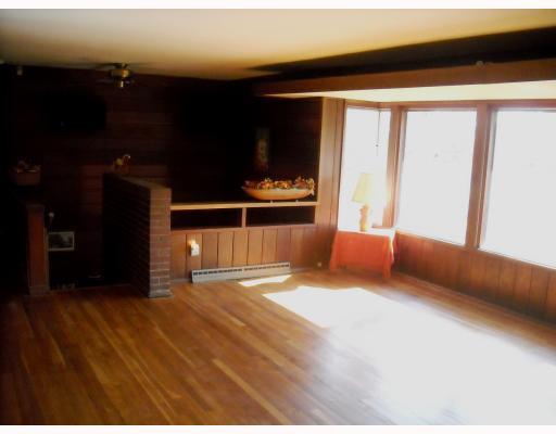 790 Long Road Penn Hills, PA 15235 - Photo 15 of 18 Living Room.
