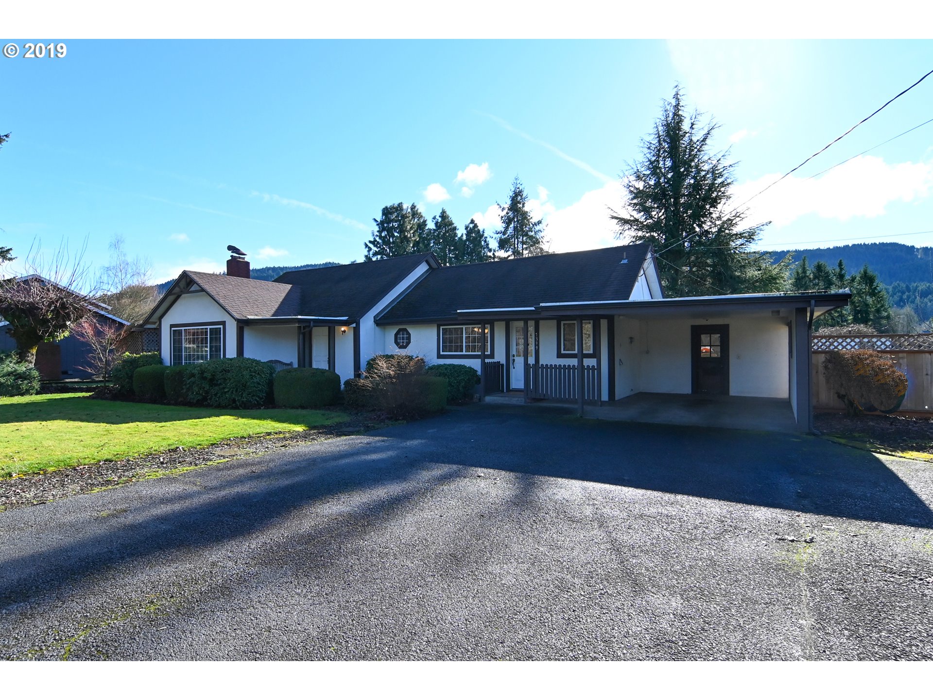 7399 Thurston Road Springfield, OR 97478 - Photo 2 of 32 Gallery Image 2