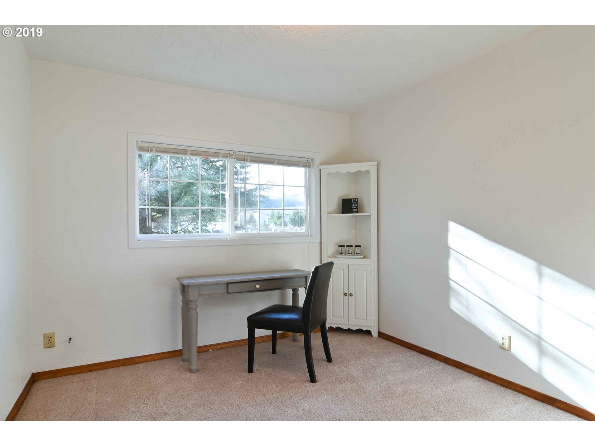 7399 Thurston Road Springfield, OR 97478 - Photo 23 of 32 Gallery Image 23
