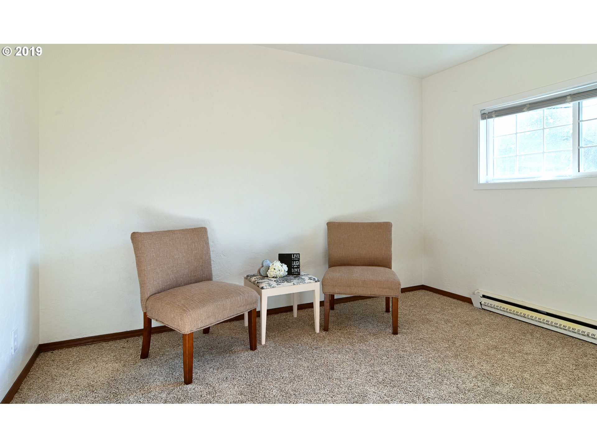 7399 Thurston Road Springfield, OR 97478 - Photo 9 of 32 Gallery Image 9