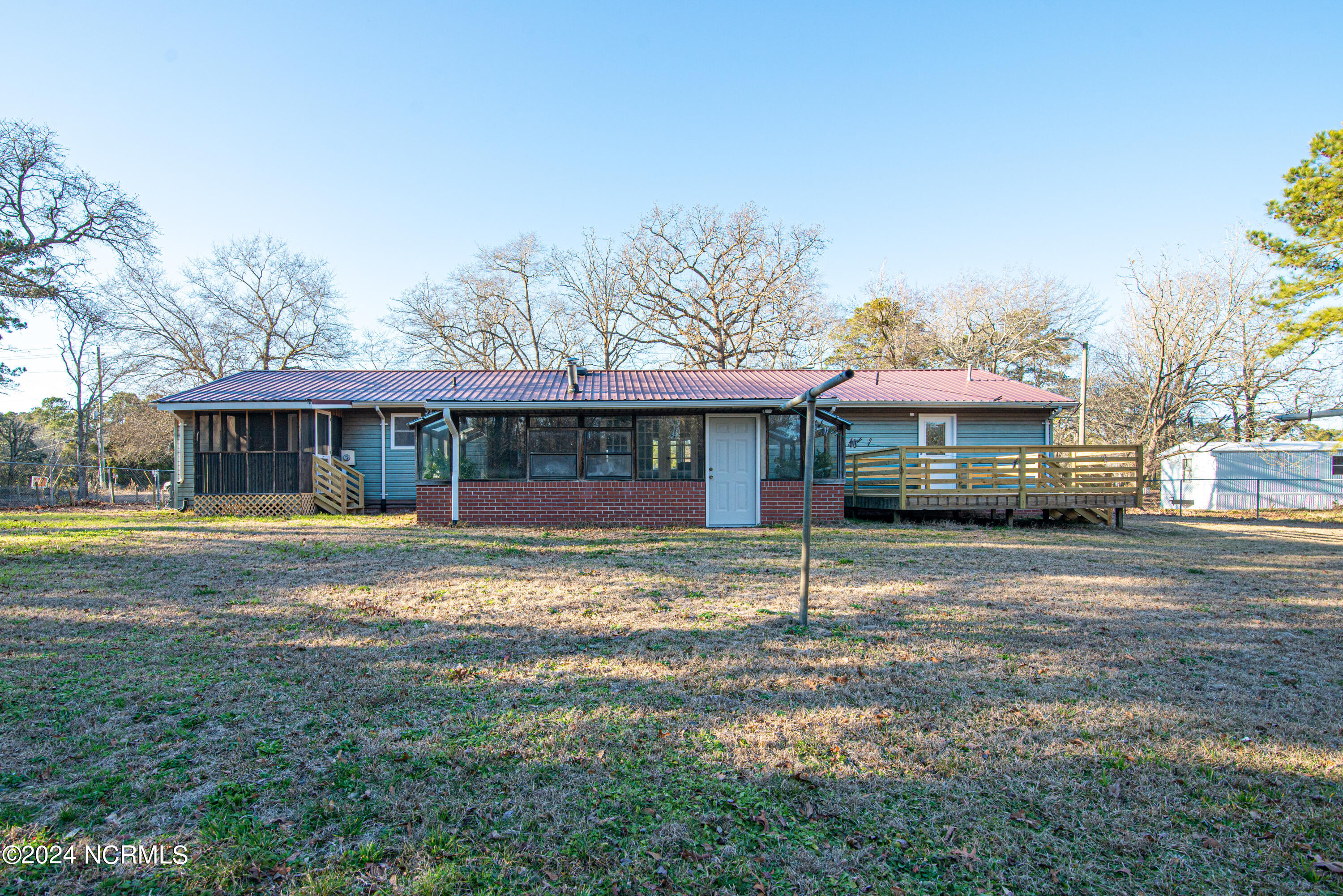 531 Fowler Manning Road Richlands, NC 28574 - Photo 25 of 35 DSC_9395