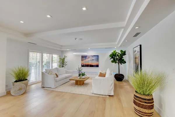 $7,000 | 2066 North Ocean Boulevard, Unit 2NW, Boca Raton, FL 33431