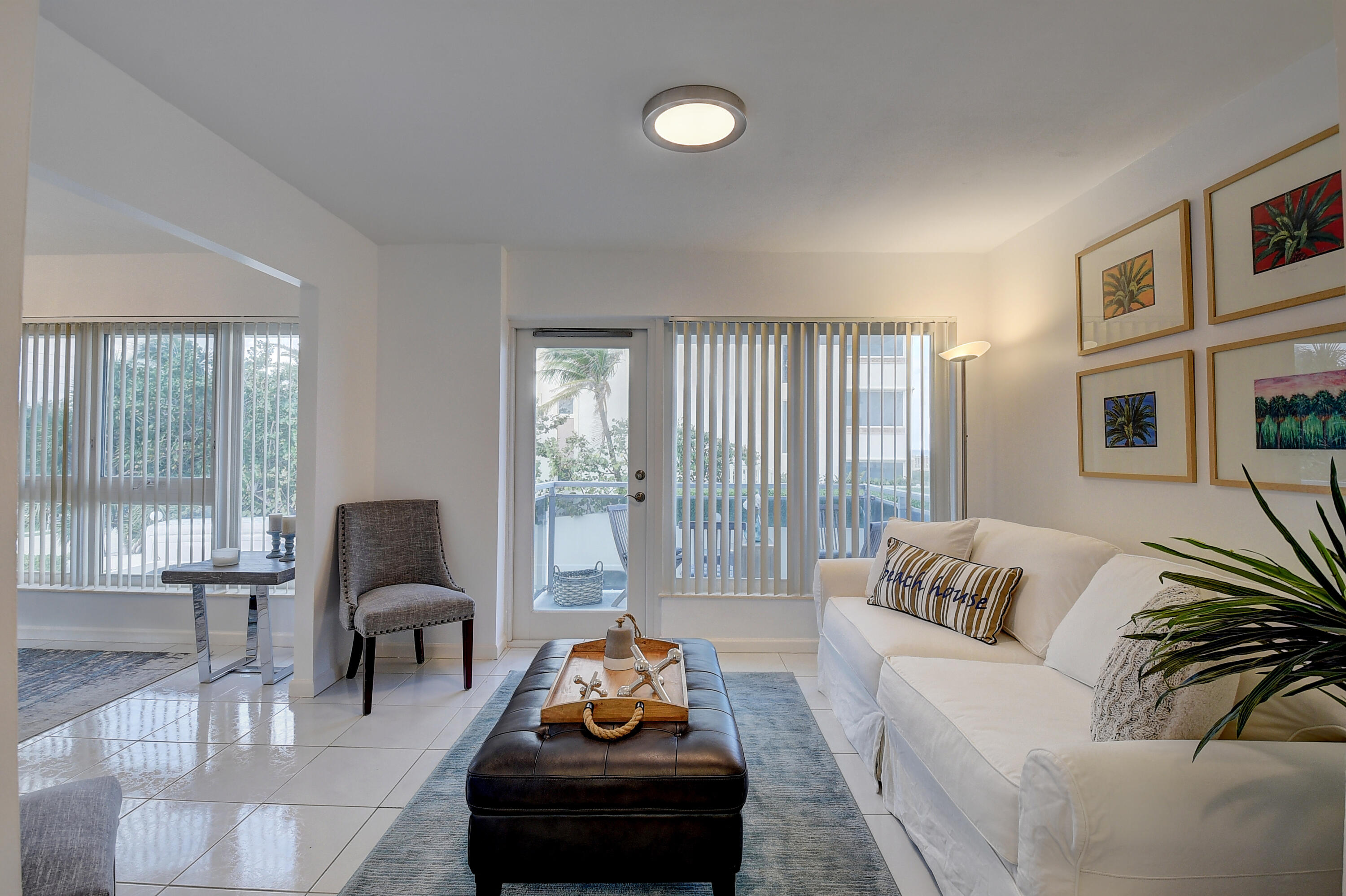 2066 North Ocean Boulevard, Unit 2NW Boca Raton, FL 33431 - Photo 6 of 25 SEATING AREA