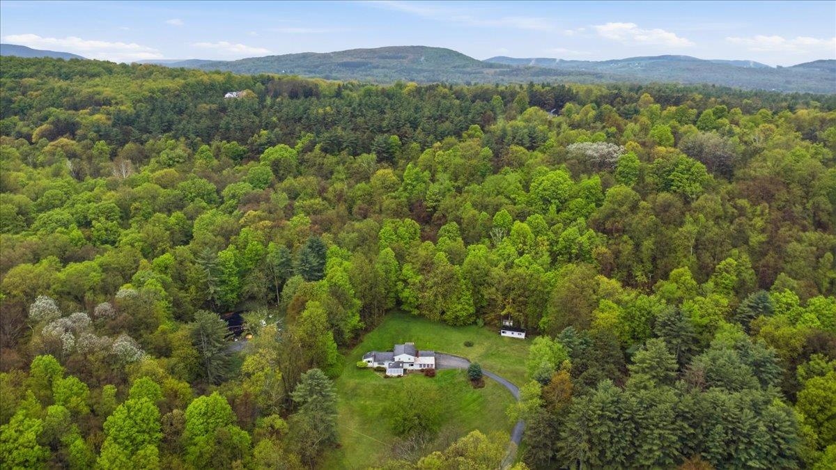 166 Cardinal Lane Bennington, VT 05201 - Photo 46 of 48