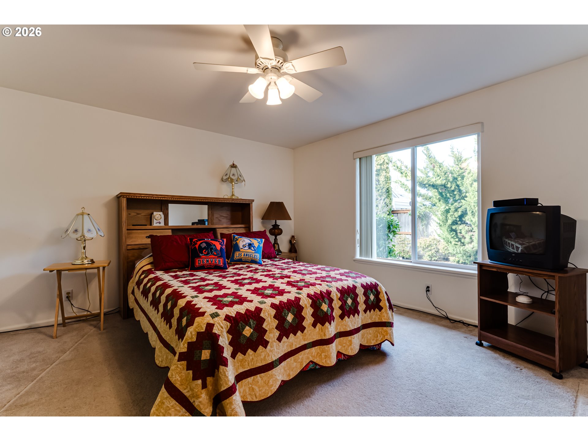 5985 Firestone Drive Eugene, OR 97402 - Photo 11 of 20 Bedroom, Primary