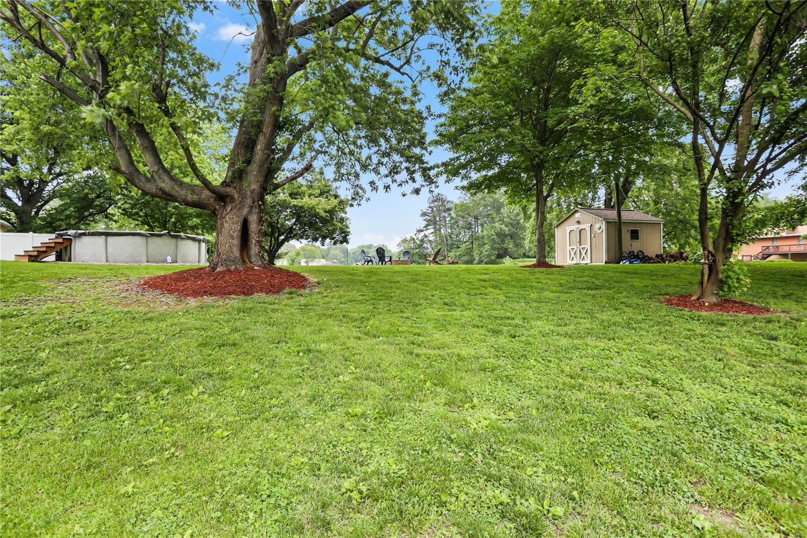 941 Long Branch Road Troy, IL 62294 - Photo 25 of 37 Gallery Image 25