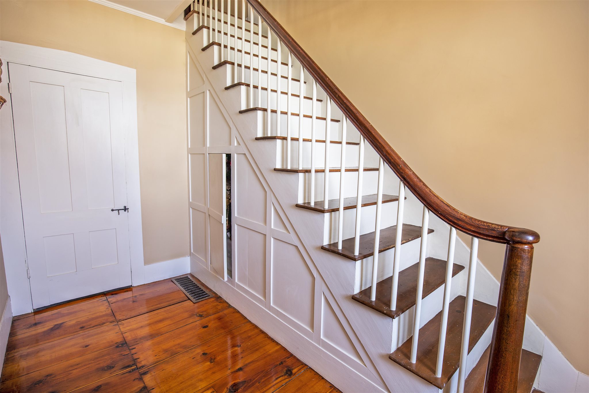 75 Chester Street Chester, NH 03036 - Photo 14 of 30
