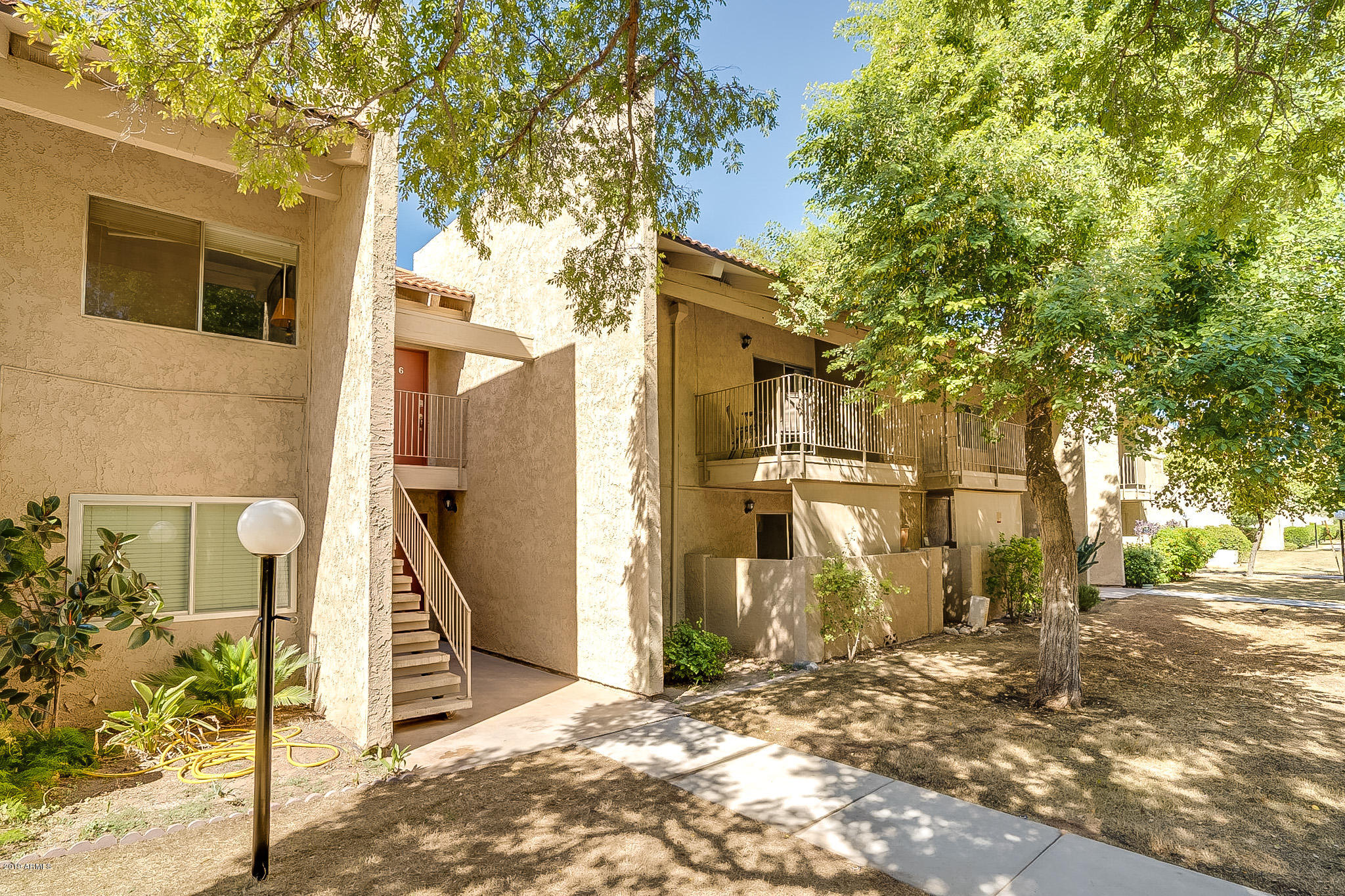 5525 East Thomas Road, Unit L6 Phoenix, AZ 85018 - Photo 1 of 26 Upper Level
