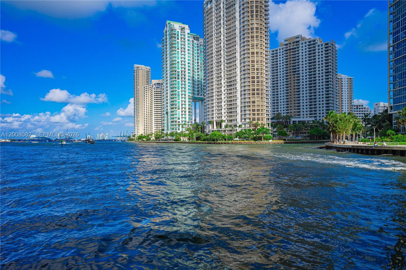 200 Biscayne Blvd Way, Unit 5001 Miami, FL 33131 - Photo 40 of 53 a view of outdoor space with garden