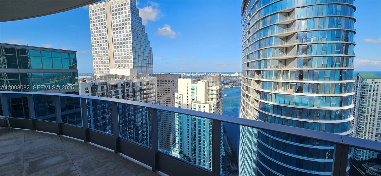 200 Biscayne Blvd Way, Unit 5001 Miami, FL 33131 - Photo 50 of 53 a view of balcony with a window