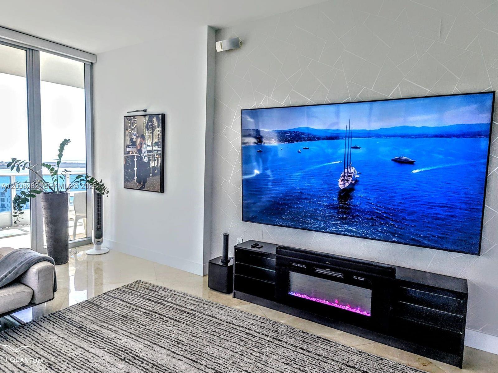 200 Biscayne Blvd Way, Unit 5001 Miami, FL 33131 - Photo 6 of 53 a living room with furniture