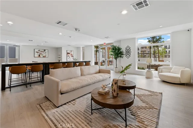 $935,000 | 168 South Monterey Street, Unit 511, Alhambra, CA 91801