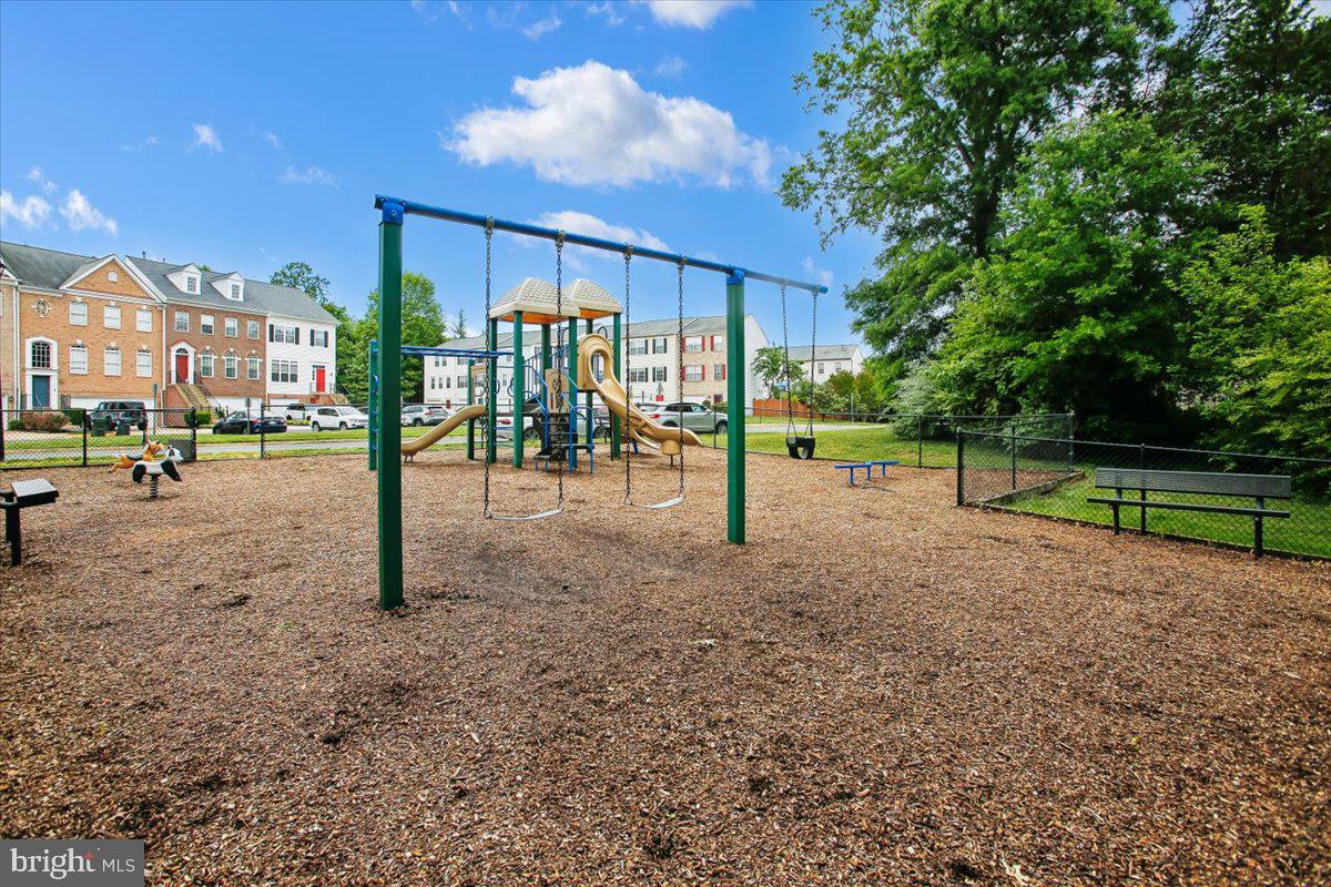 7301 Oldham Leeds Way Springfield, VA 22150 - Photo 31 of 34