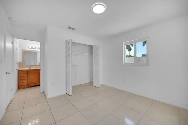 $1,150,000 | 10321 Southwest 116th Avenue, Miami, FL 33176