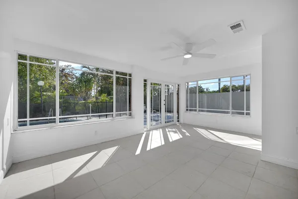 $1,150,000 | 10321 Southwest 116th Avenue, Miami, FL 33176