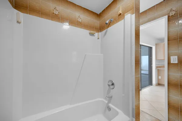 $1,150,000 | 10321 Southwest 116th Avenue, Miami, FL 33176