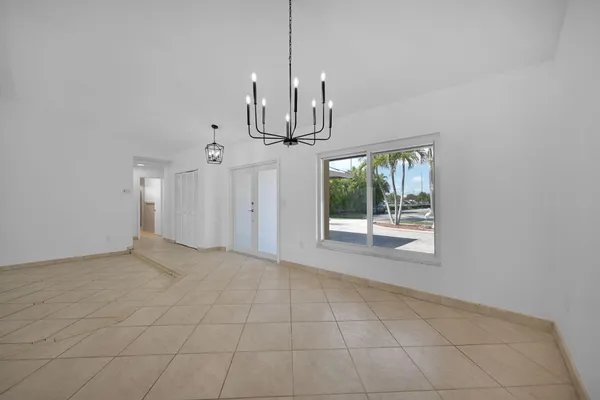 $1,150,000 | 10321 Southwest 116th Avenue, Miami, FL 33176