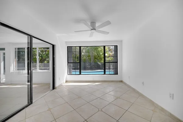 $1,150,000 | 10321 Southwest 116th Avenue, Miami, FL 33176