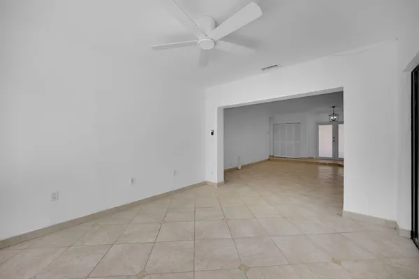 $1,150,000 | 10321 Southwest 116th Avenue, Miami, FL 33176