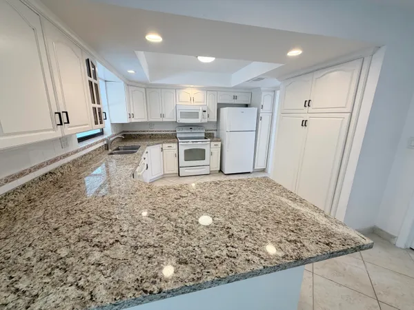 $1,150,000 | 10321 Southwest 116th Avenue, Miami, FL 33176